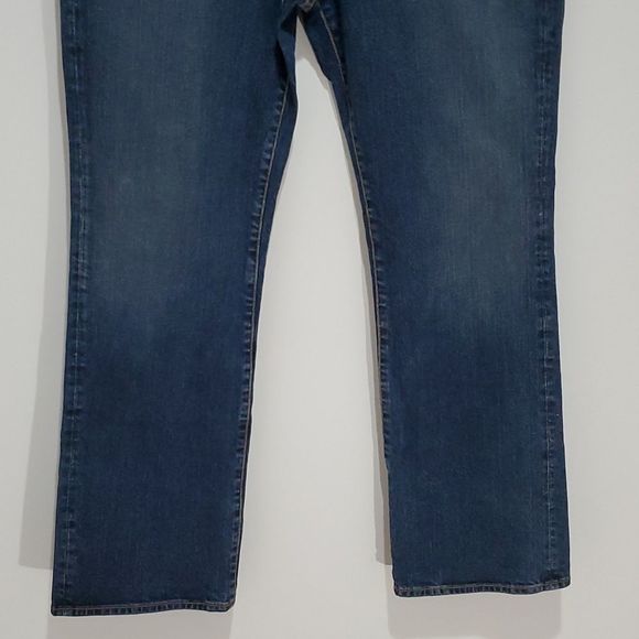 GAP dark wash 32x31 stretch size 14 boot cut jeans - Picture 2 of 8